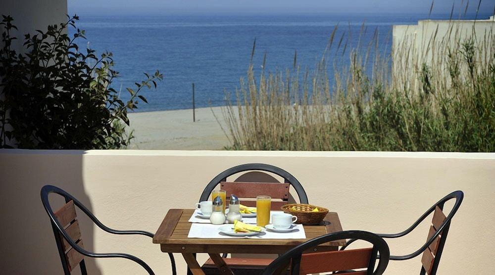 Hotel Caretta Beach 雅拉尼奥 外观 照片